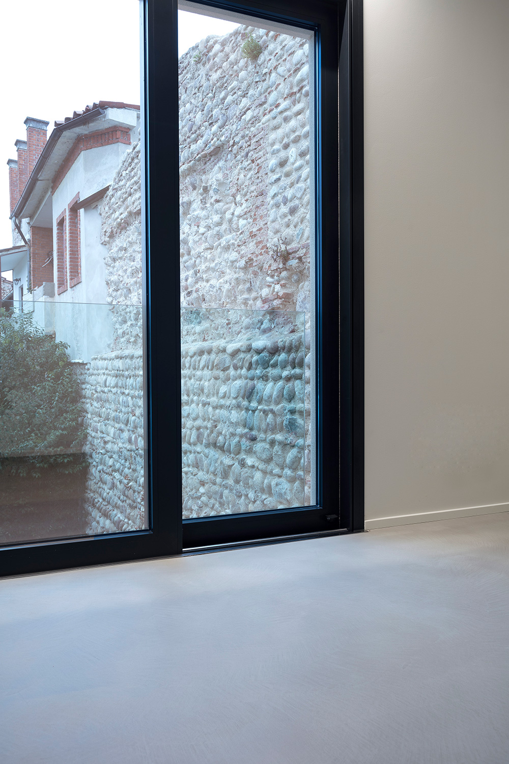 Private house in Bassano del Grappa Idealwork concrete finishes for