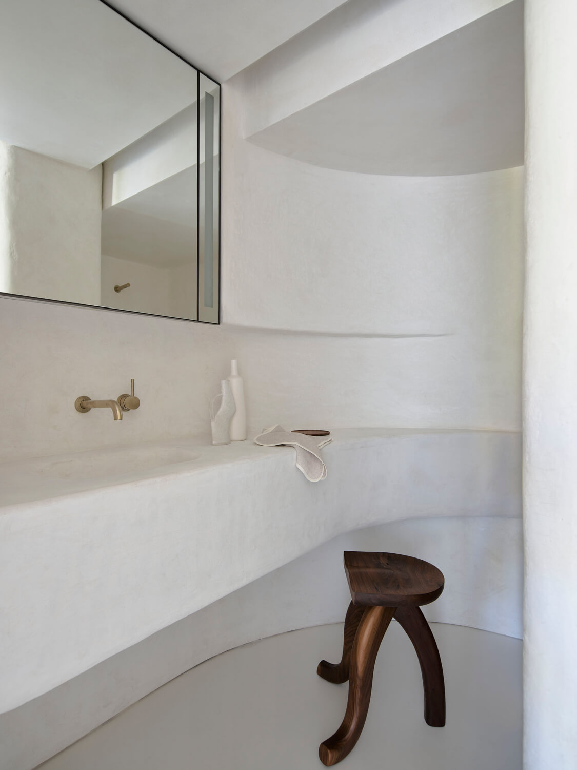 Darling Point Apartment - Idealwork: concrete finishes for internal and ...